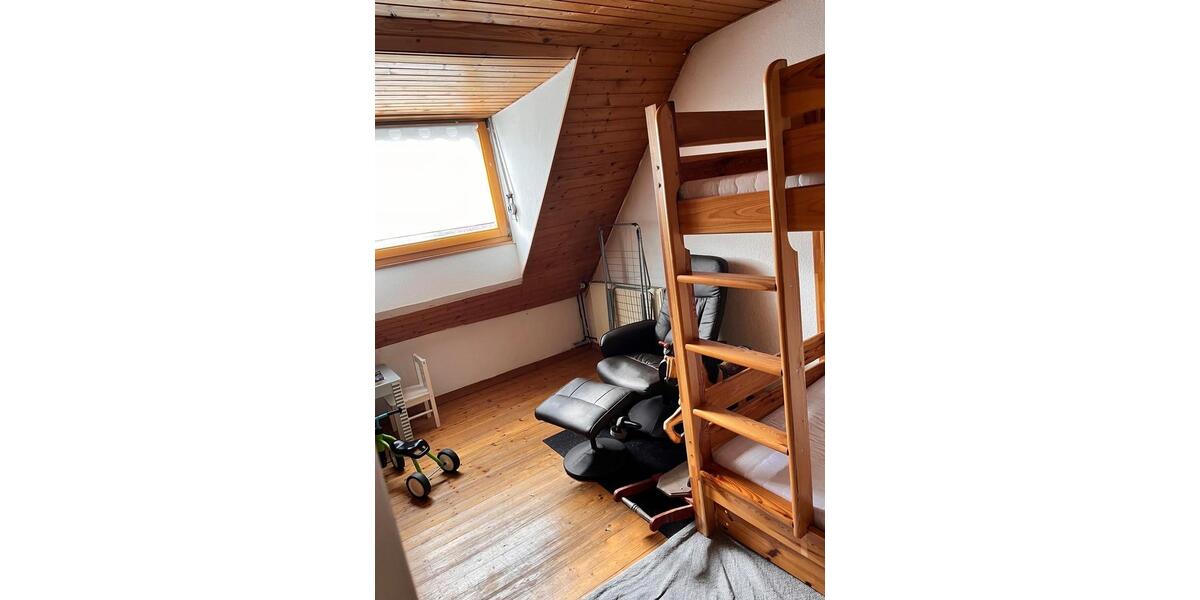 Dachgeschoßwohnung Mannheim Niederfeld - 3 Zimmer, 54 m&sup2;, 450&euro; | Angebot:25960809