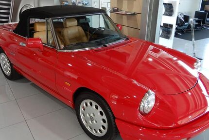 Alfa Romeo Spider 66.900 km 32.900 € Mönchweiler 78087
