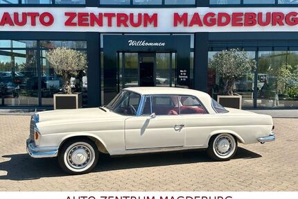 Mercedes 220