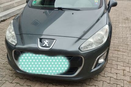 Peugeot 308 323.053 km 2.250 € Höringen 67724