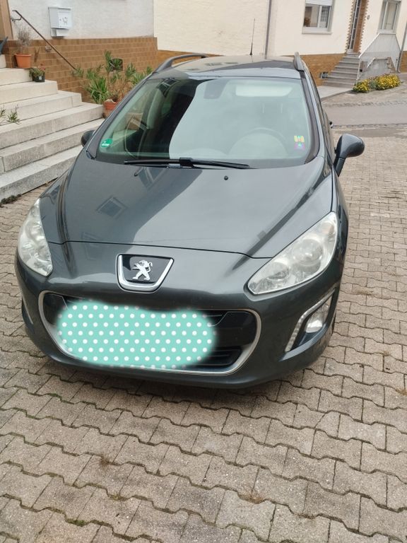 Peugeot 308 323.053 km 2.500 € Höringen 67724