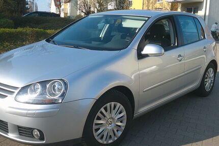 VW Golf 230.000 km 4.500 &euro; Wald-Michelbach 69483