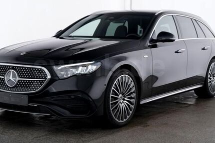 Mercedes-Benz E 300 15.800 km 53.470 € Annaberg-Buchholz 09456