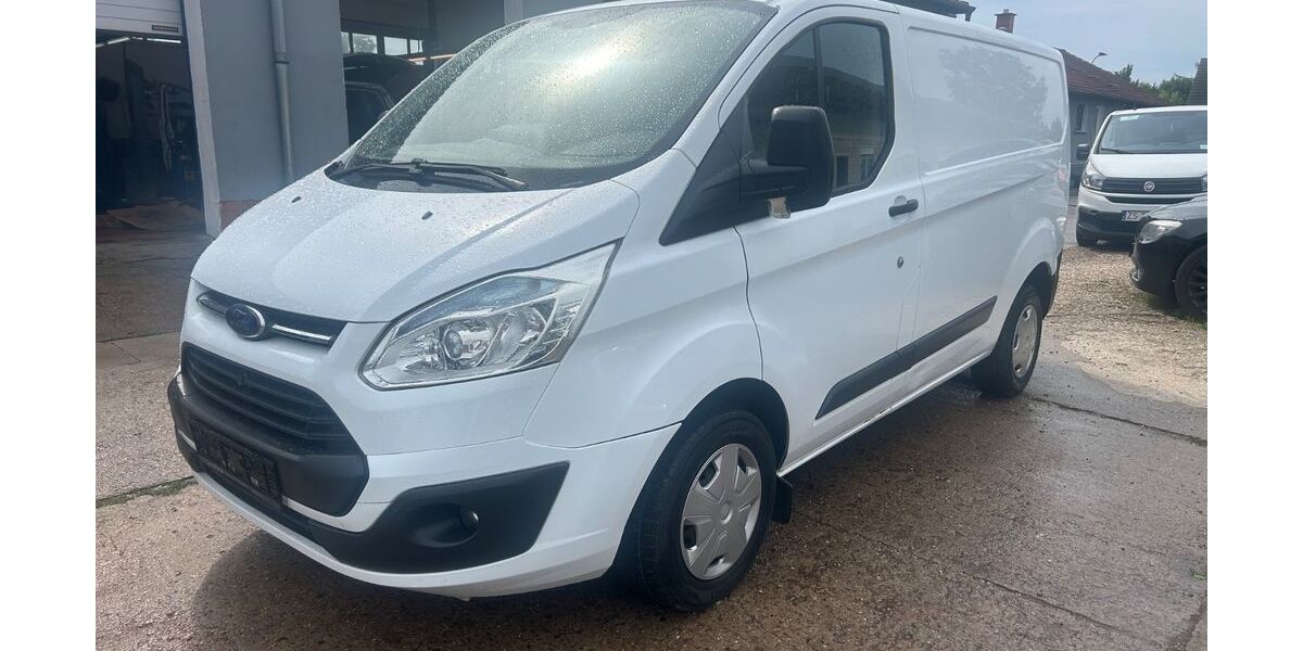 Ford Transit Custom 142.000 km 8.490 &euro; Groß Kreutz 14550