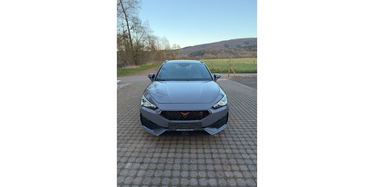 Cupra Leon 83.000 km 19.990 &euro; Kinderbeuern 54538