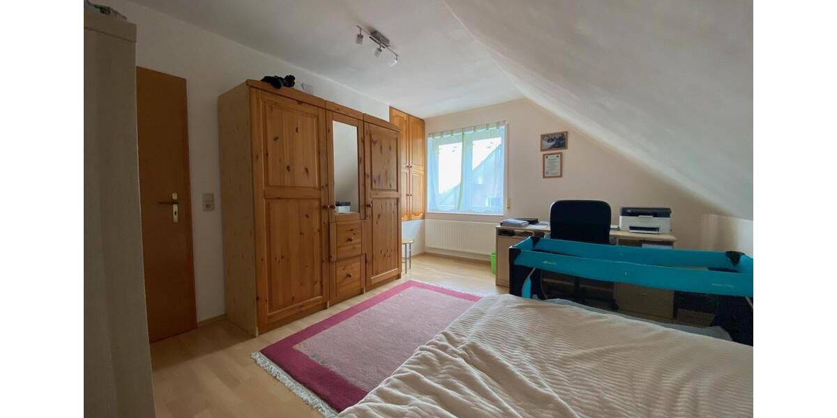 Einfamilienhaus Waldbröl - 6 Zimmer, 126 m&sup2;, 1.500&euro; | Angebot:26229000