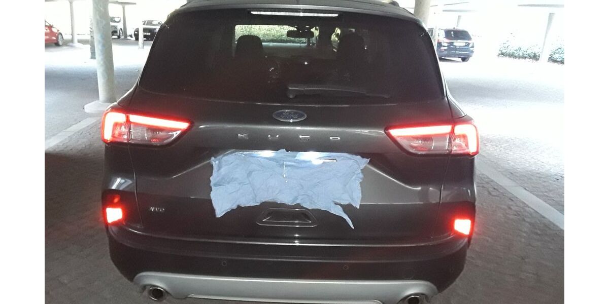 Ford Kuga 51.800 km 20.000 &euro; Neubrandenburg 17033