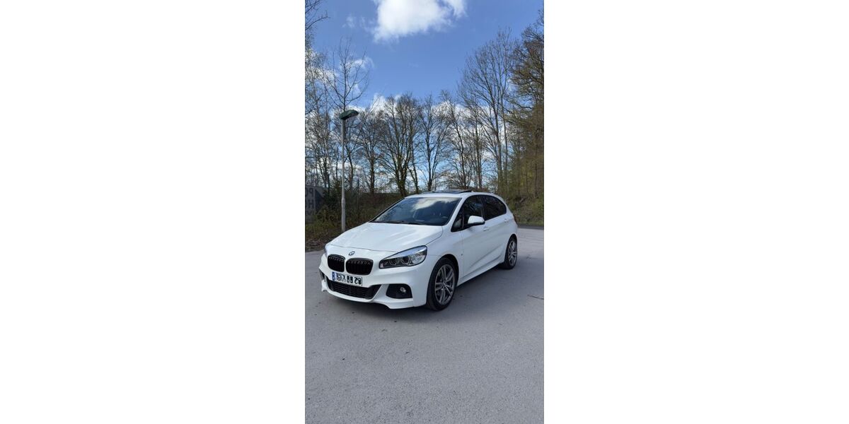 BMW 218 Active Tourer 126.300 km 10.900 &euro; Arnsberg 59759