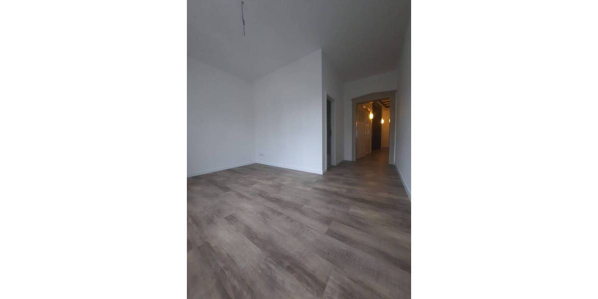 Zimmer Zwickau Pölbitz - 5 Zimmer, 156 m&sup2;, 1.095&euro; | Angebot:26170929