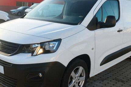 Peugeot Partner 84.300 km 11.990 &euro; Frankenthal/Studernheim 67227