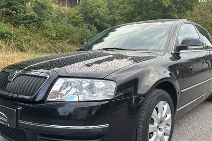 Skoda Superb 173.000 km 2.999 &euro; Altensteig 72213