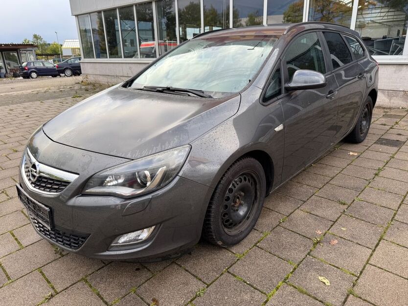 Opel Astra 188.000 km 2.690 € Bad Dürrheim 78073