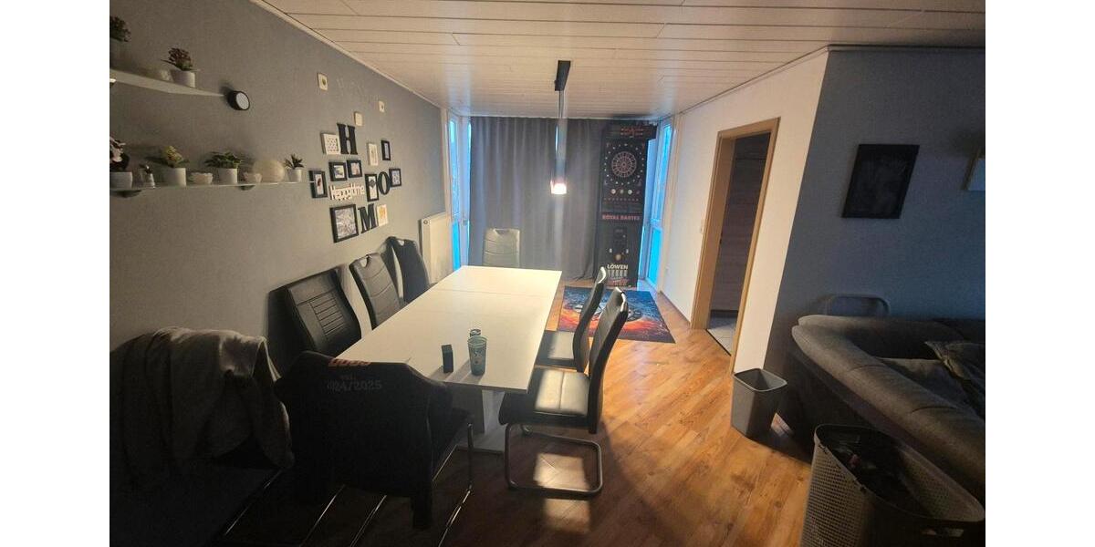 Etagenwohnung Niederwerrn - 3 Zimmer, 92 m&sup2;, 800&euro; | Angebot:25935691