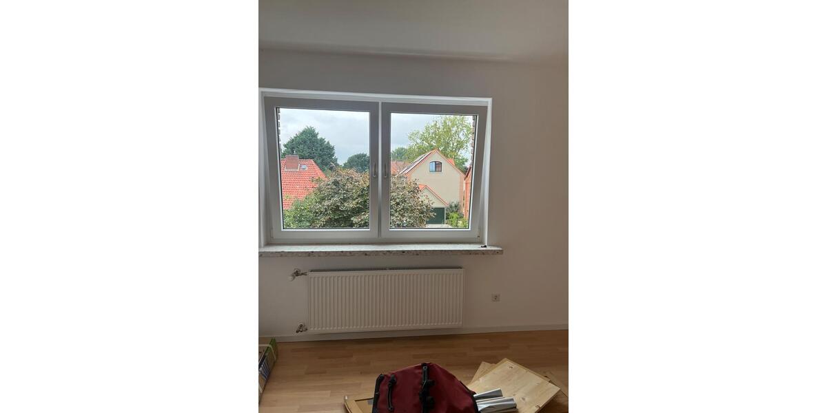 Etagenwohnung Ronnenberg - 4 Zimmer, 95 m&sup2;, 900&euro; | Angebot:26406036