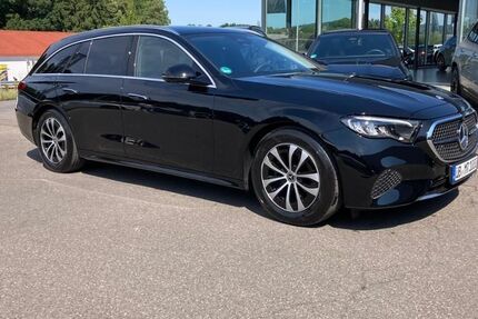 Mercedes-Benz E 200 9.000 km 49.980 € Überlingen 88662