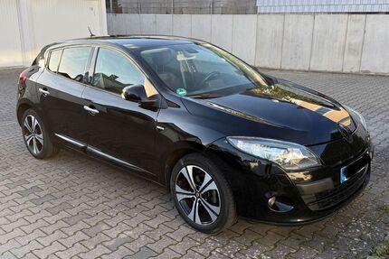 Renault Megane 181.000 km 4.499 &euro; Stadecken-Elsheim 55271