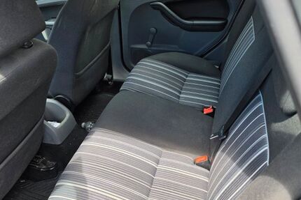 Ford Focus 220.000 km 1.200 &euro; Bad Wildungen 34537