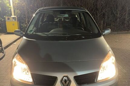 Renault Scenic 22.000 km 5.000 &euro; Hannover 30539