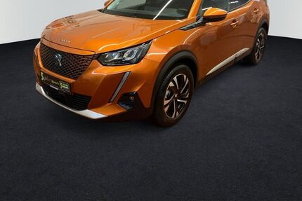 Peugeot 2008 36.947 km 16.490 &euro; München 81673