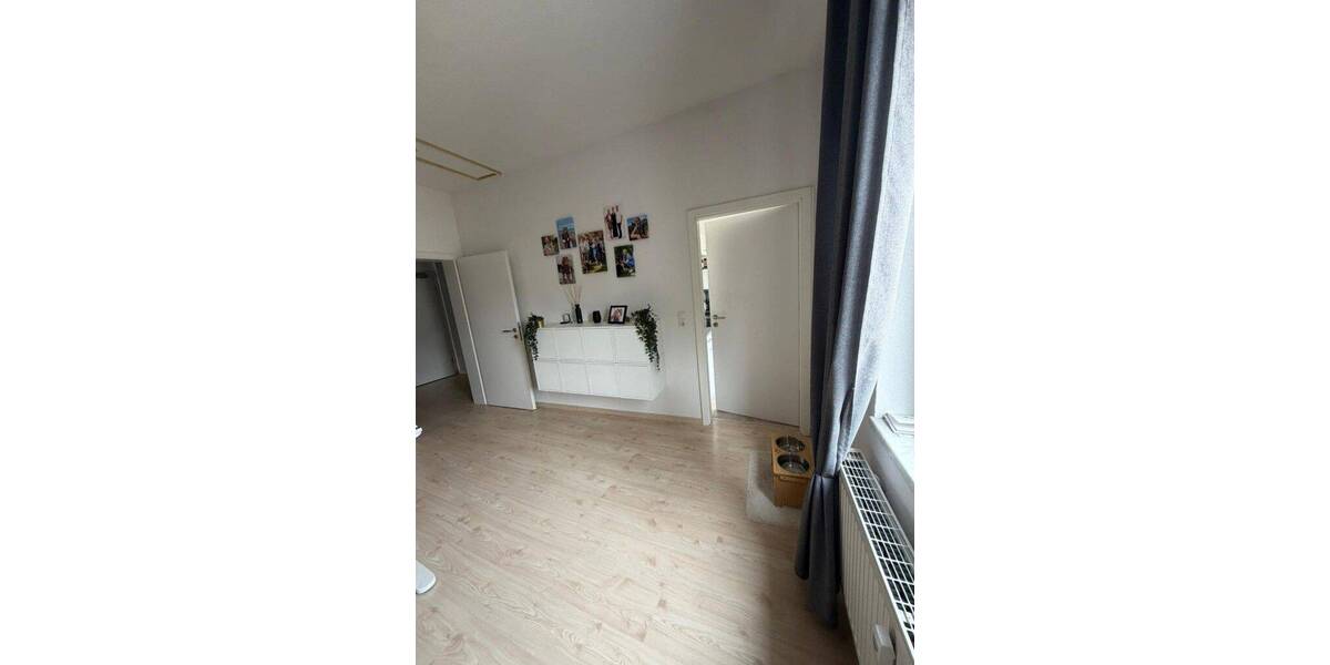 Etagenwohnung Erfurt Ilversgehofen - 3 Zimmer, 66 m&sup2;, 600&euro; | Angebot:26835495