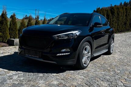 Hyundai TUCSON 69.000 km 17.900 &euro; Sonnen 94164