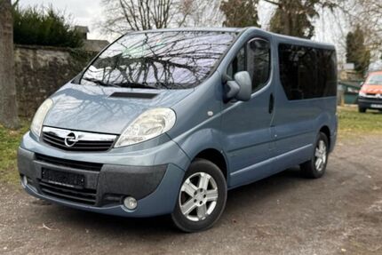 Opel Vivaro 247.000 km 5.499 &euro; Limburg - Eschhofen 65552