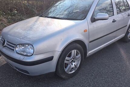 VW Golf