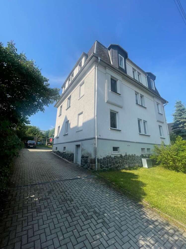 Wohnung zum Mieten in Niederwürschnitz 685 € 100 m²