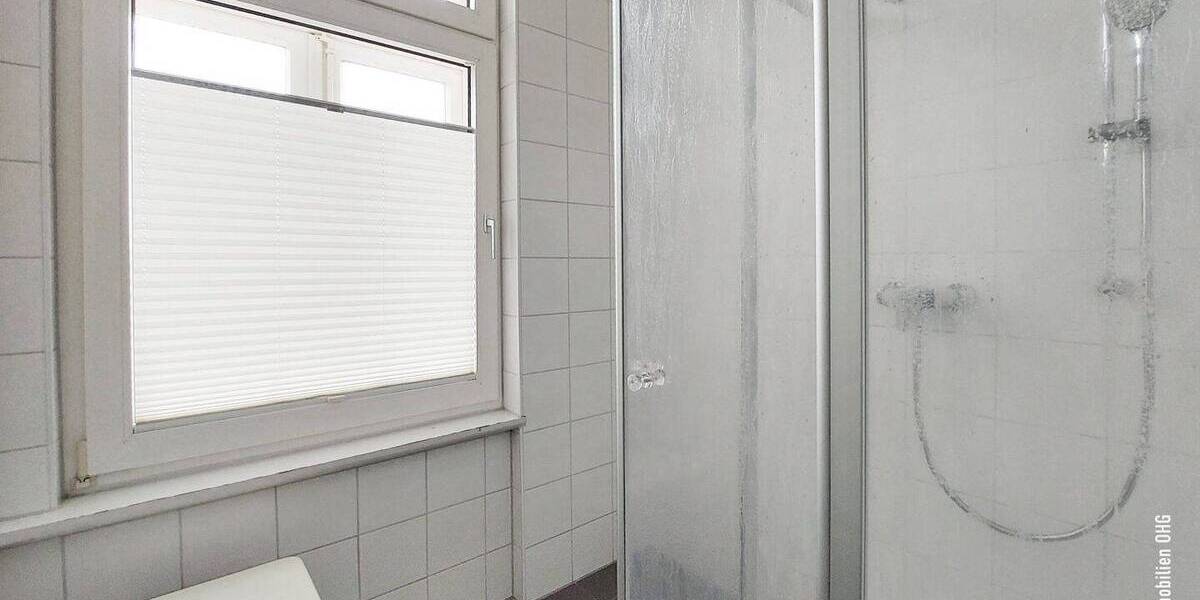 Gewerbeobjekt Drochtersen - 1 Zimmer, 235 m&sup2;, 2.900&euro; | Angebot:26798460