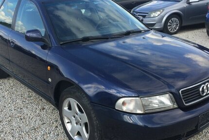 Audi A4 1.8,Klima,Alu,! 260.000 km 500 € Himmelkron 95502