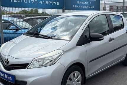 Toyota Yaris 110.000 km 5.990 &euro; Hockenheim 68766