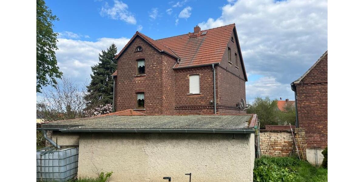 Einfamilienhaus Lützen - 8 Zimmer, 130 m&sup2;, 225.000&euro; | Angebot:26562480