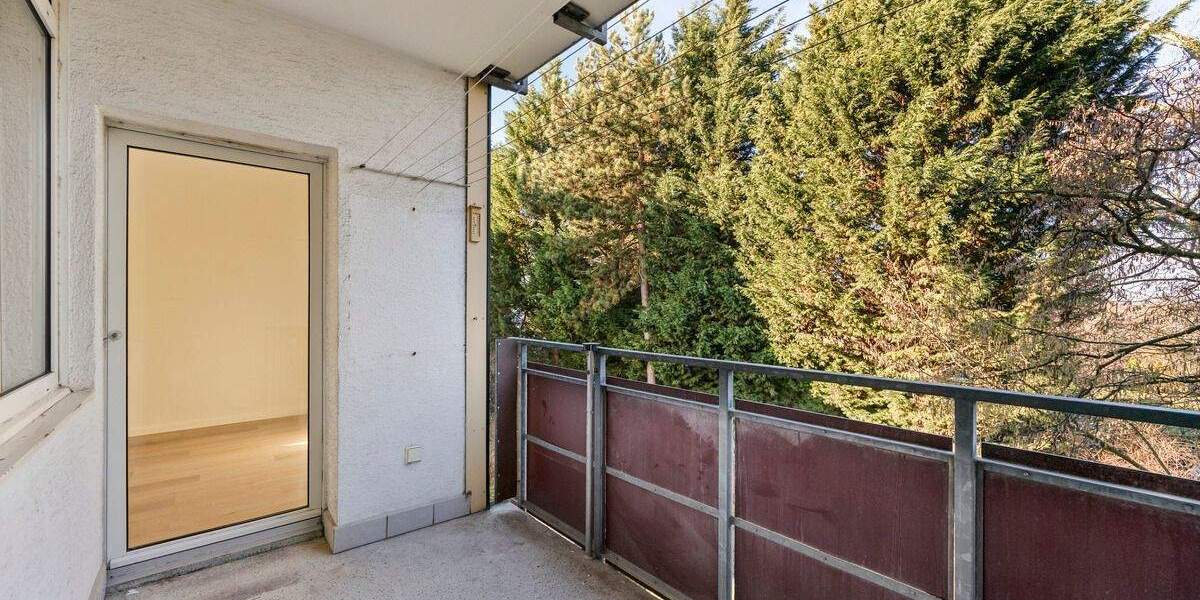 Etagenwohnung Hürth Alt-Hürth - 4 Zimmer, 87 m&sup2;, 270.000&euro; | Angebot:24814781