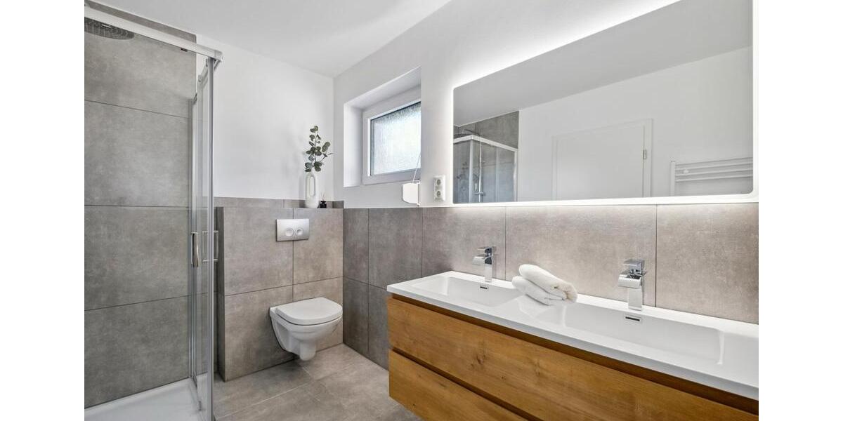 Einfamilienhaus Neuenkirchen - 7 Zimmer, 155 m&sup2;, 425.000&euro; | Angebot:26022352