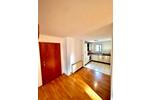 • 65qm mit Balkon in 100qm WG EBK + separater Eingang Top Lage