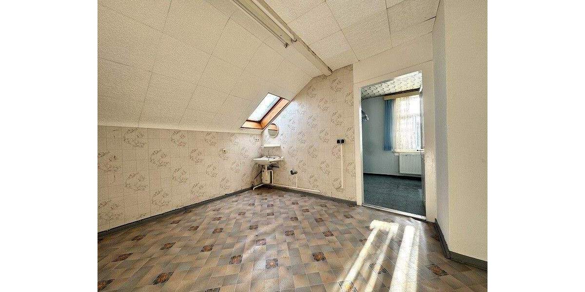 Mehrfamilienhaus, Wohnhaus Waltershausen - 79.000&euro; | Angebot:25729828