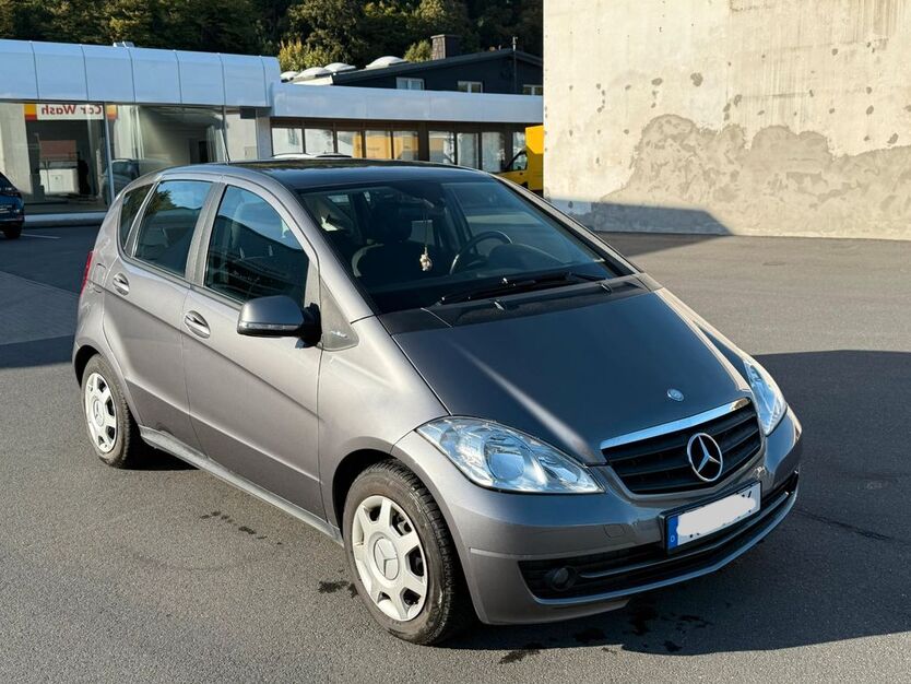 Mercedes-Benz A 160 129.000 km 4.600 € Pressig 96332