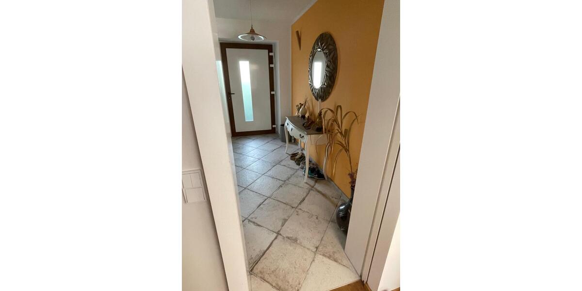 Reihenhaus Fürstenfeldbruck - 7 Zimmer, 168 m&sup2;, 2.950&euro; | Angebot:26080467