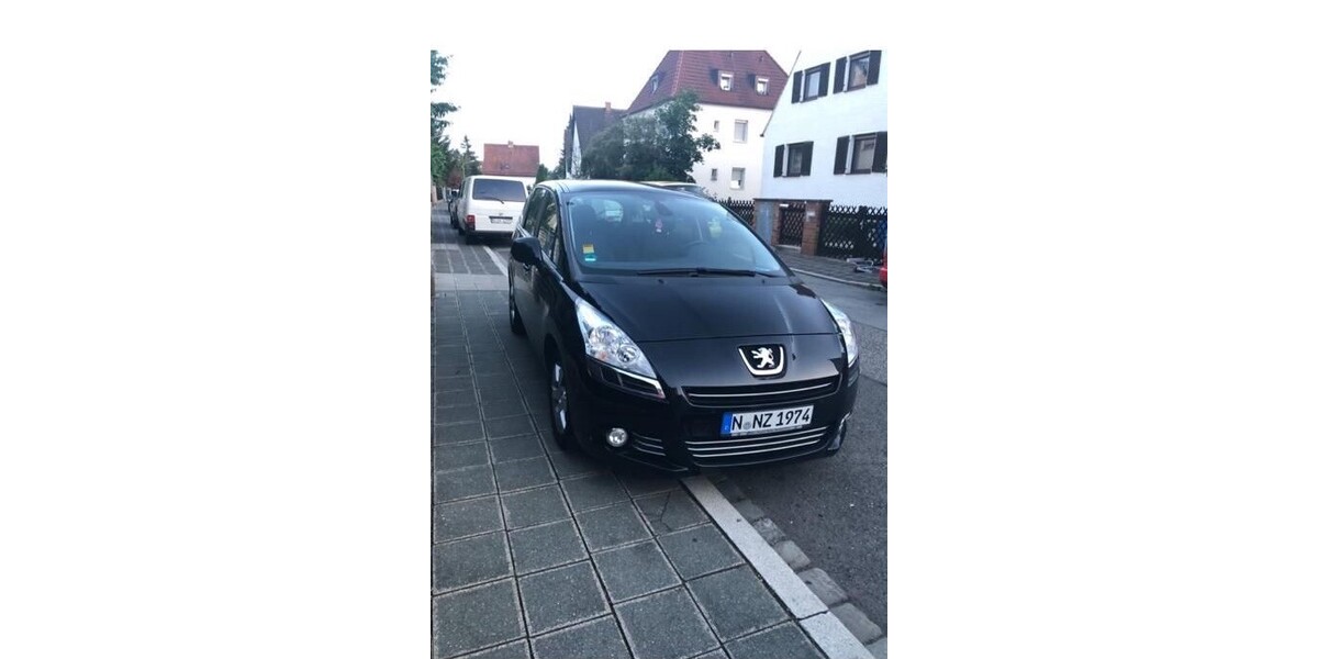 Peugeot 5008 14.000 km 6.990 € Nürnberg 90403