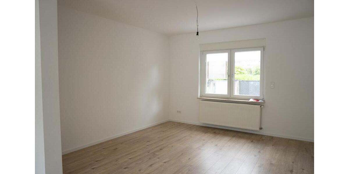 Exklusive Doppelhaushälfte in Landau zu vermieten (hochwertig) 4 zimmer