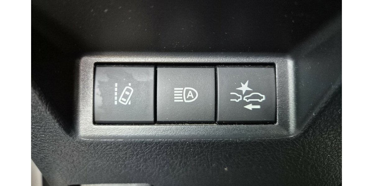 Toyota Yaris Team D 98.400 km 11.890 &euro; Rodgau 63110