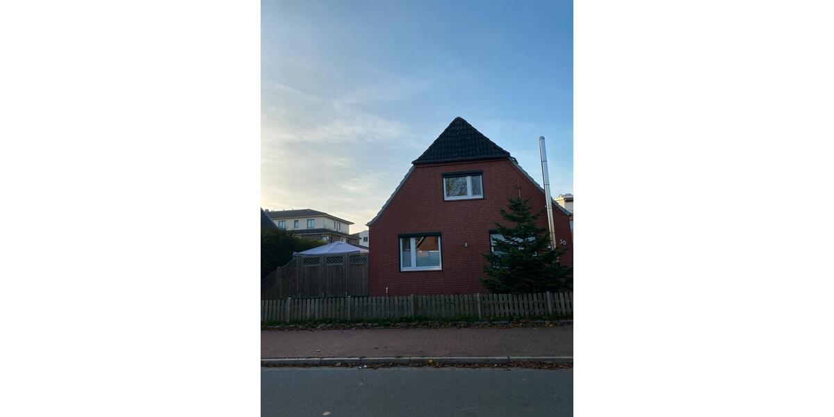 Einfamilienhaus Wilster - 4 Zimmer, 120 m&sup2;, 255.000&euro; | Angebot:26930627