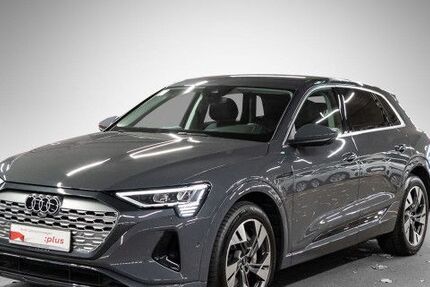 Audi Q8 e-tron 13.894 km 49.940 &euro; Stuttgart 70469