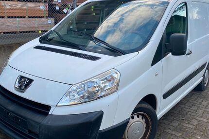 Peugeot Expert 260.000 km 3.499 &euro; March 79232