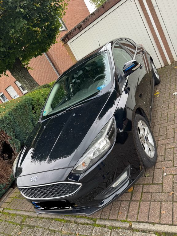 Ford Focus 102.660 km 6.100 € Borken 46325