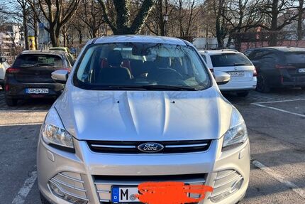 Ford Kuga 127.900 km 8.000 &euro; München 81241