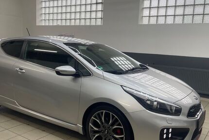 Kia ceed / Ceed 73.864 km 14.100 &euro; Kamen 59174