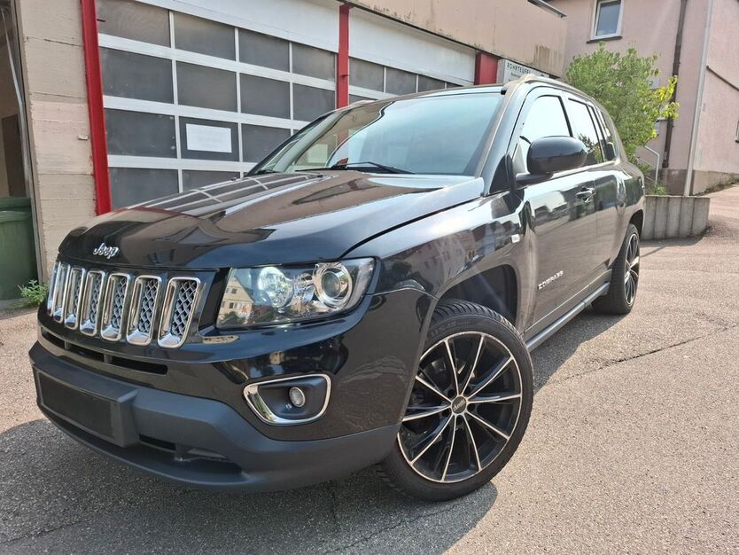 Jeep Compass 199.000 km 5.999 € Stuttgart 70195