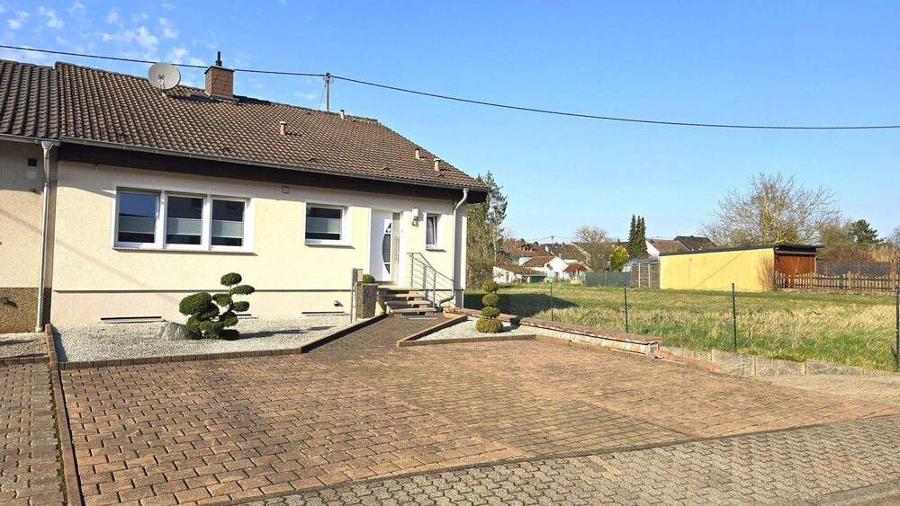 Doppelhaushälfte Schwalbach / Hülzweiler Hülzweiler - 5 Zimmer, 152 m&sup2;, 450.000&euro; | Angebot:25387225