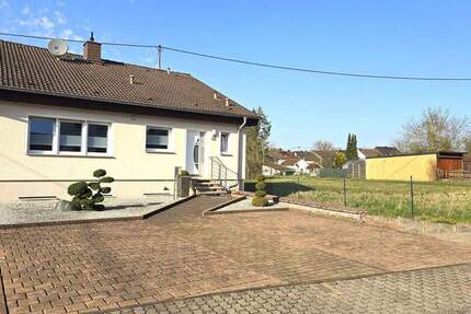 Haus Schwalbach / Hülzweiler Hülzweiler - 5 Zimmer, 152 m&sup2;, 450.000&euro; | Angebot:25387225